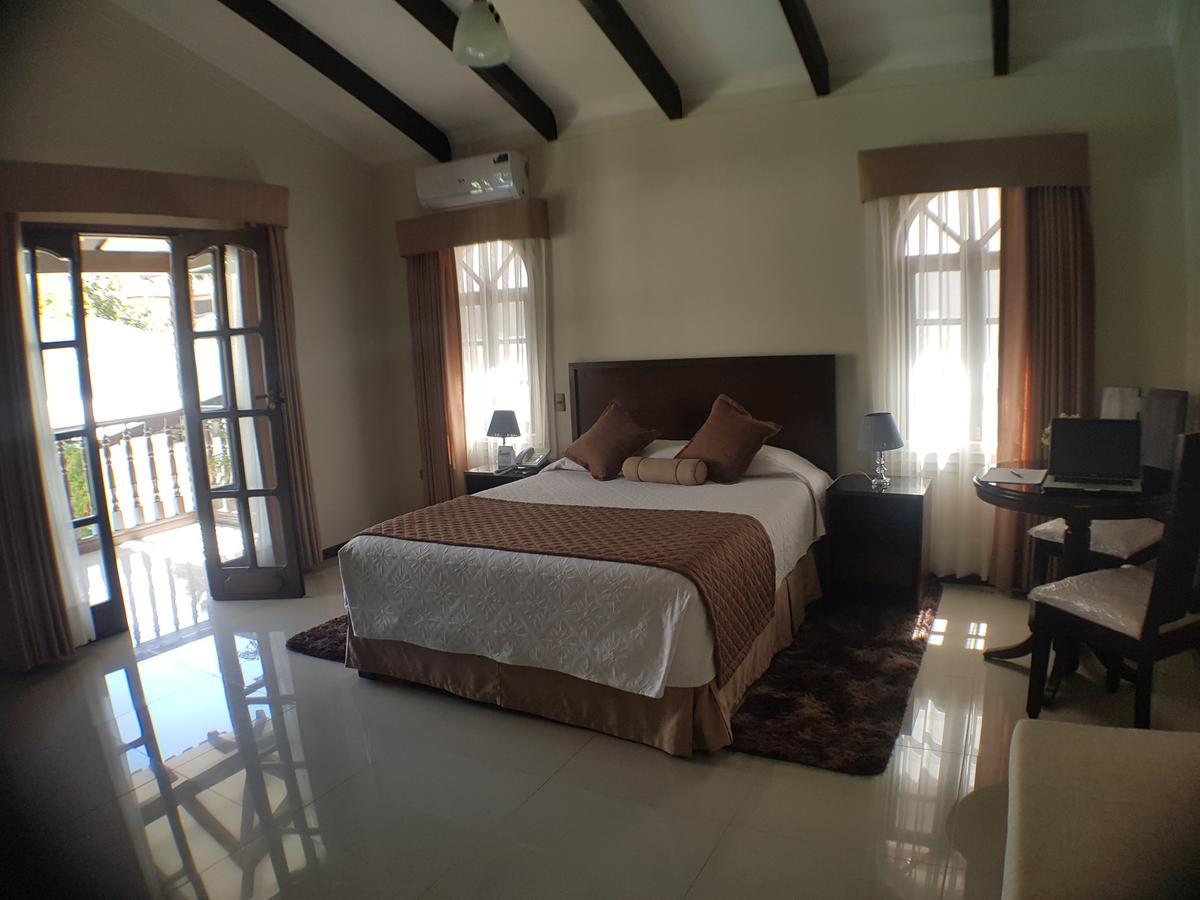 Hotel Boutique Casamagna Cochabamba Bagian luar foto