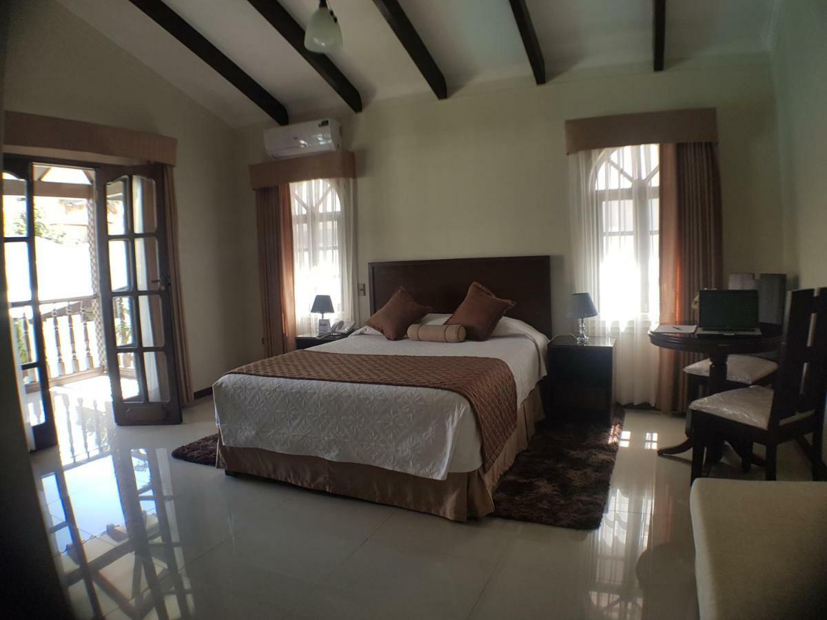 Hotel Boutique Casamagna Cochabamba Bagian luar foto